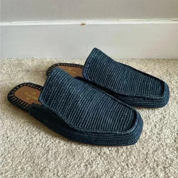 Bulibasha Munatas Midnight Blue Mules - Picture 3 of 9